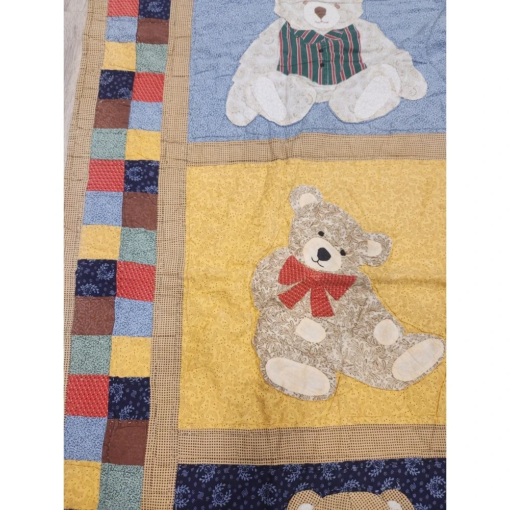 VTG Teddy Bear Quilt Wall Hanging/ Lap Hand Stitched Country Farmhouse Folk Art
